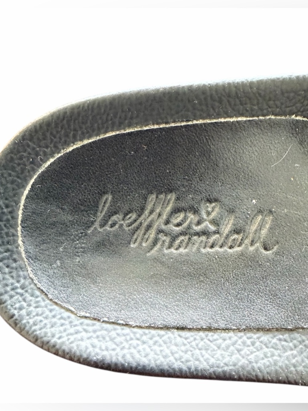 LOEFFLER RANDALL | Cat Pool Slide Snadals - Picture 3 of 5